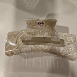 Cream Hair Claw Clip Extra Large LULULEMON